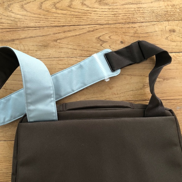 NWT Vintage Belkin Brown with Light Blue Large Messenger/Laptop Bag - Picture 4 of 10